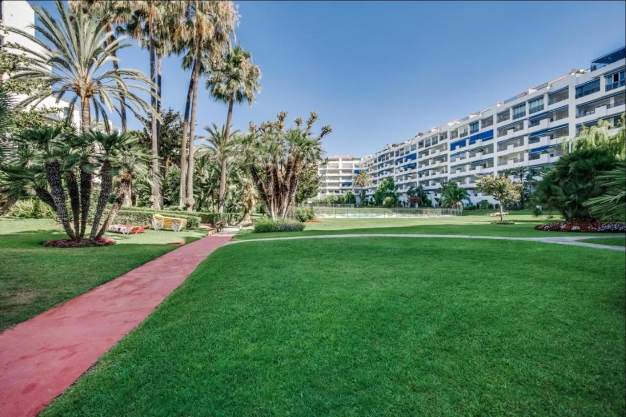 Ferienwohnung Terrazas de Banus Marbella Exterior foto