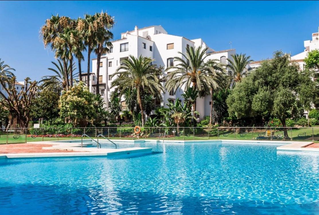 Ferienwohnung Terrazas de Banus Marbella Exterior foto